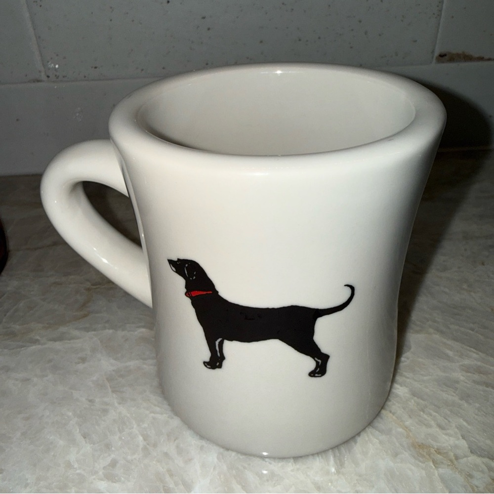 THE BLACK DOG Marthas Vineyard Coffee Heavy Mug - Picture 4 of 4
